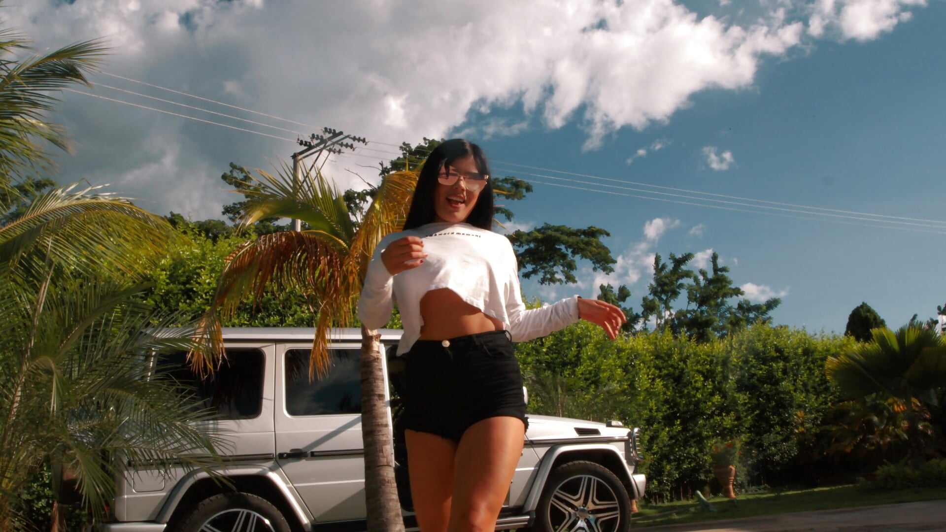 ConviΓ©rtete en una Modelo GG - video by ggmansion cam model