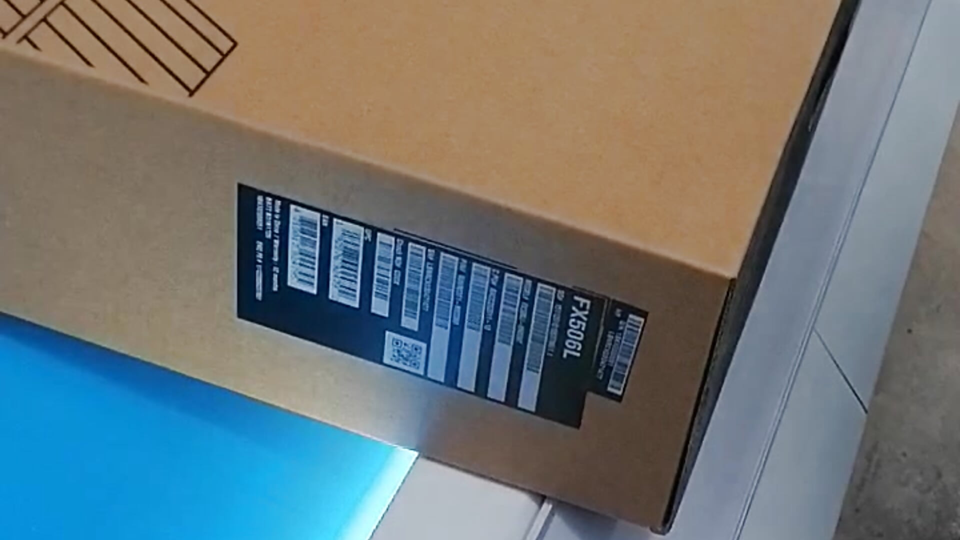 my laptop thanks to your support - video od modelky/modela Best_DollSM