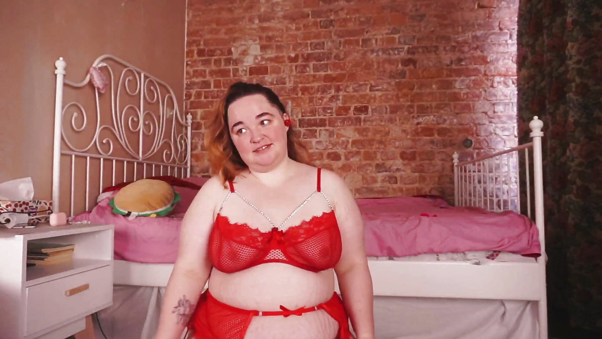 BBW FAT PAWG - vídeo de la modelo de cam ass_gives