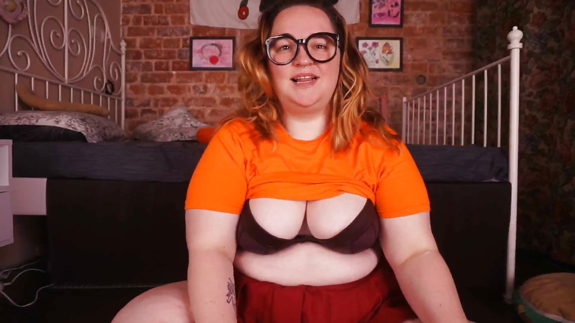 VELMA COSPLAY - vídeo de la modelo de cam ass_gives