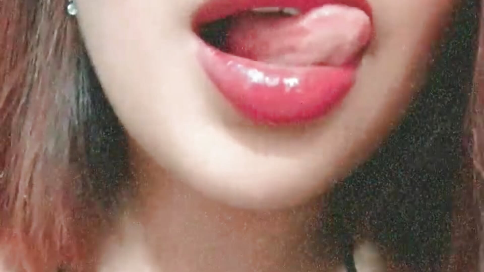 Look at me - video by zalibloom cam model