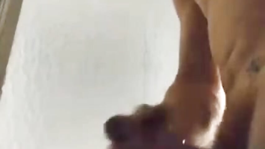 1000005449.mp4 - video của người mẫu cam Curtis19851