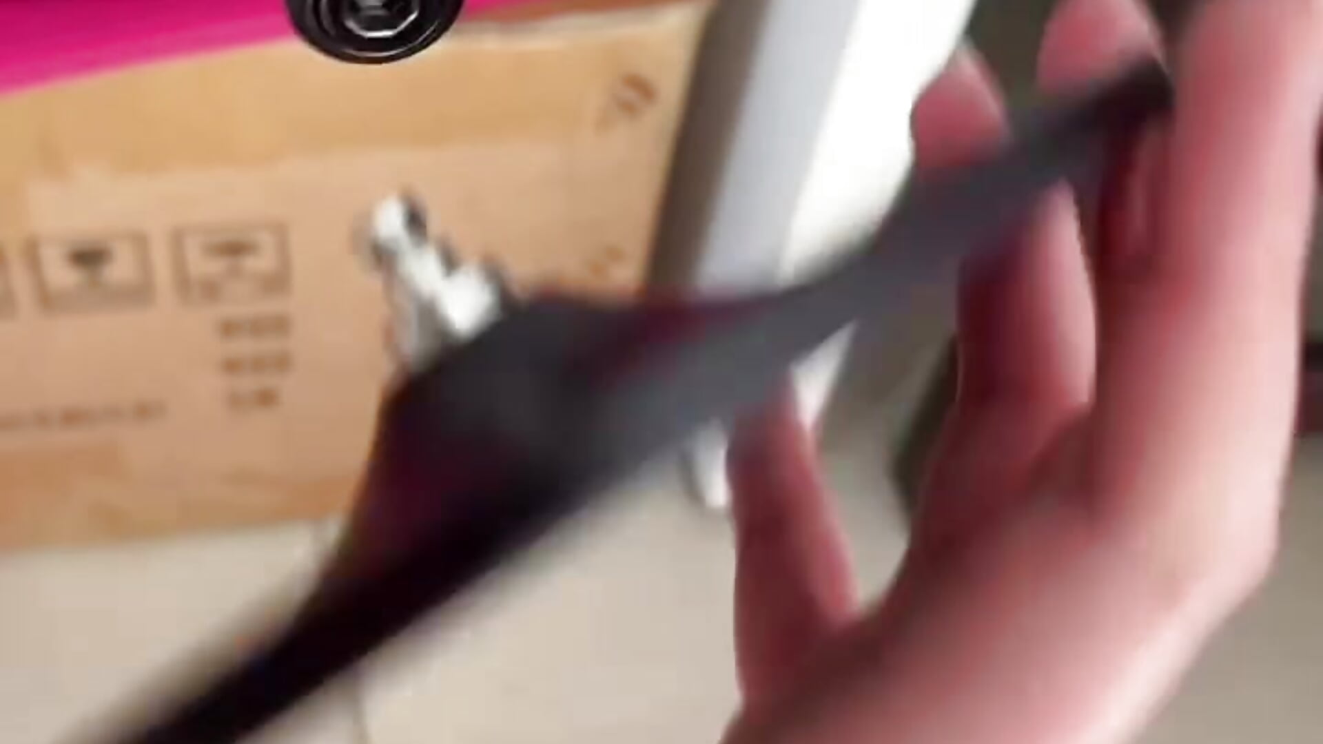 No mercy, no breaks… just my body shaking as this fuckmachine slams into me harder and deeper than a - vídeo de la modelo de cam kisicaxx