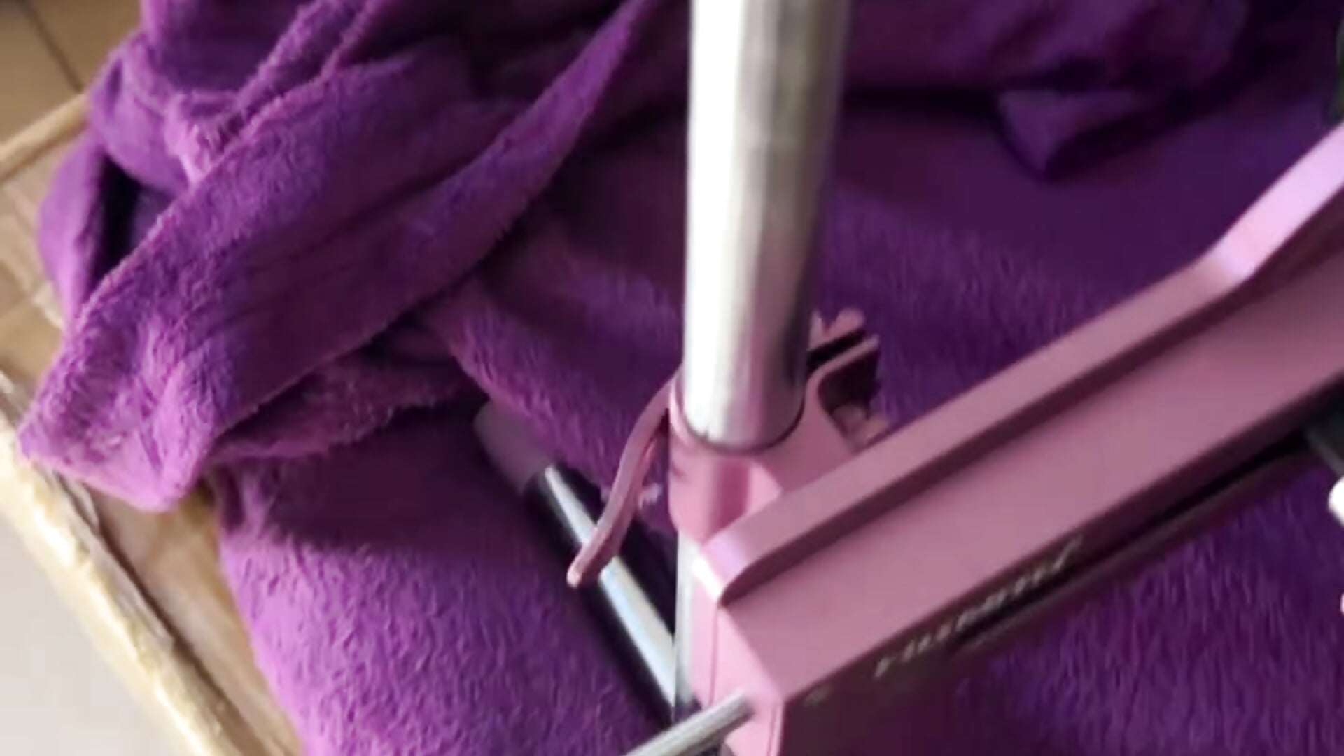 sex machine - video by kisicaxx cam model