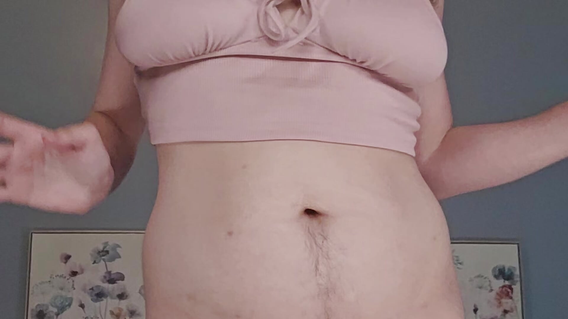 Hairy stepmommy leia saturday private shows - video by LeiaSwift cam model