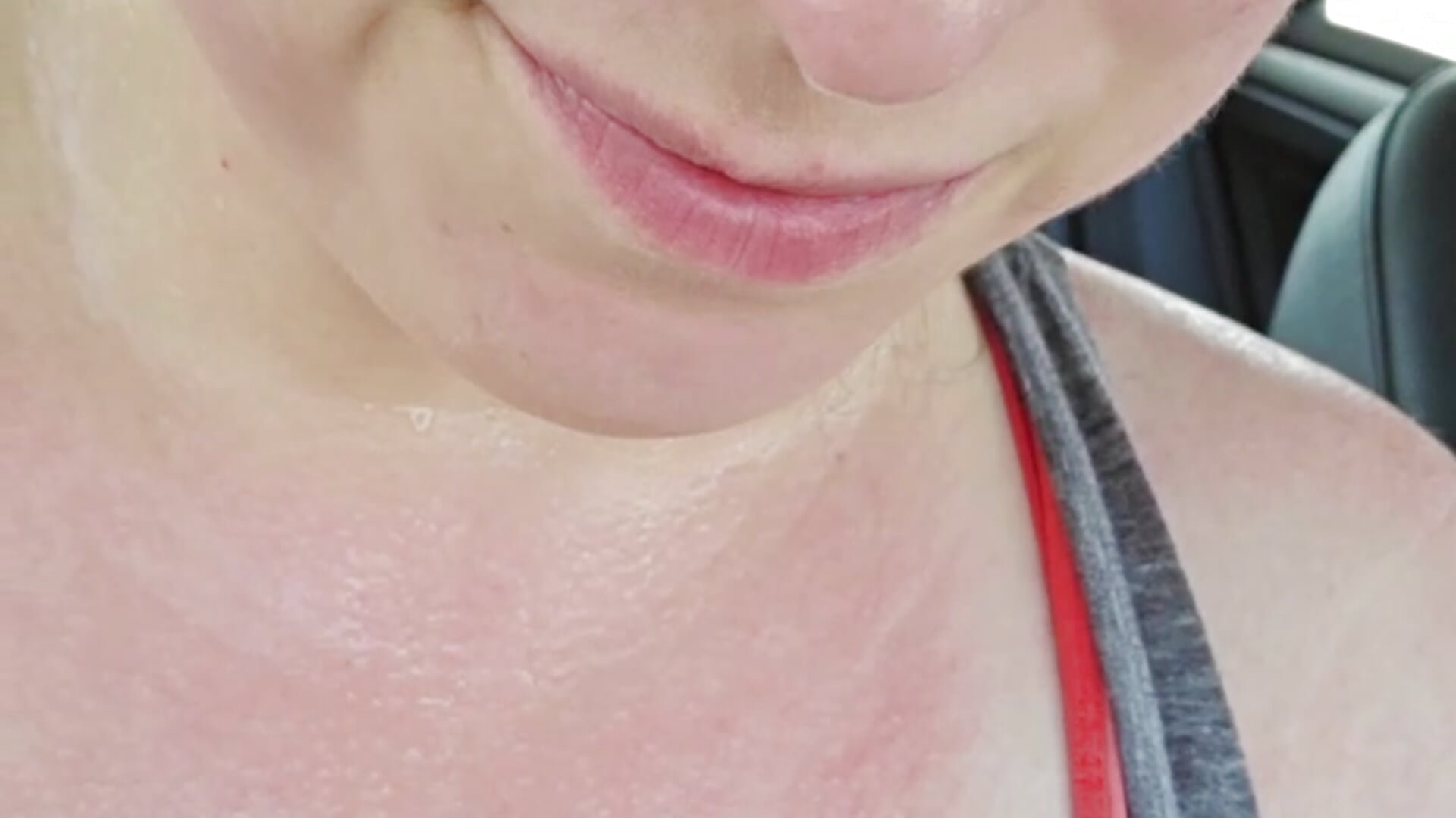 Sweat Cleavage Sweaty Chest shoulders boobs in car