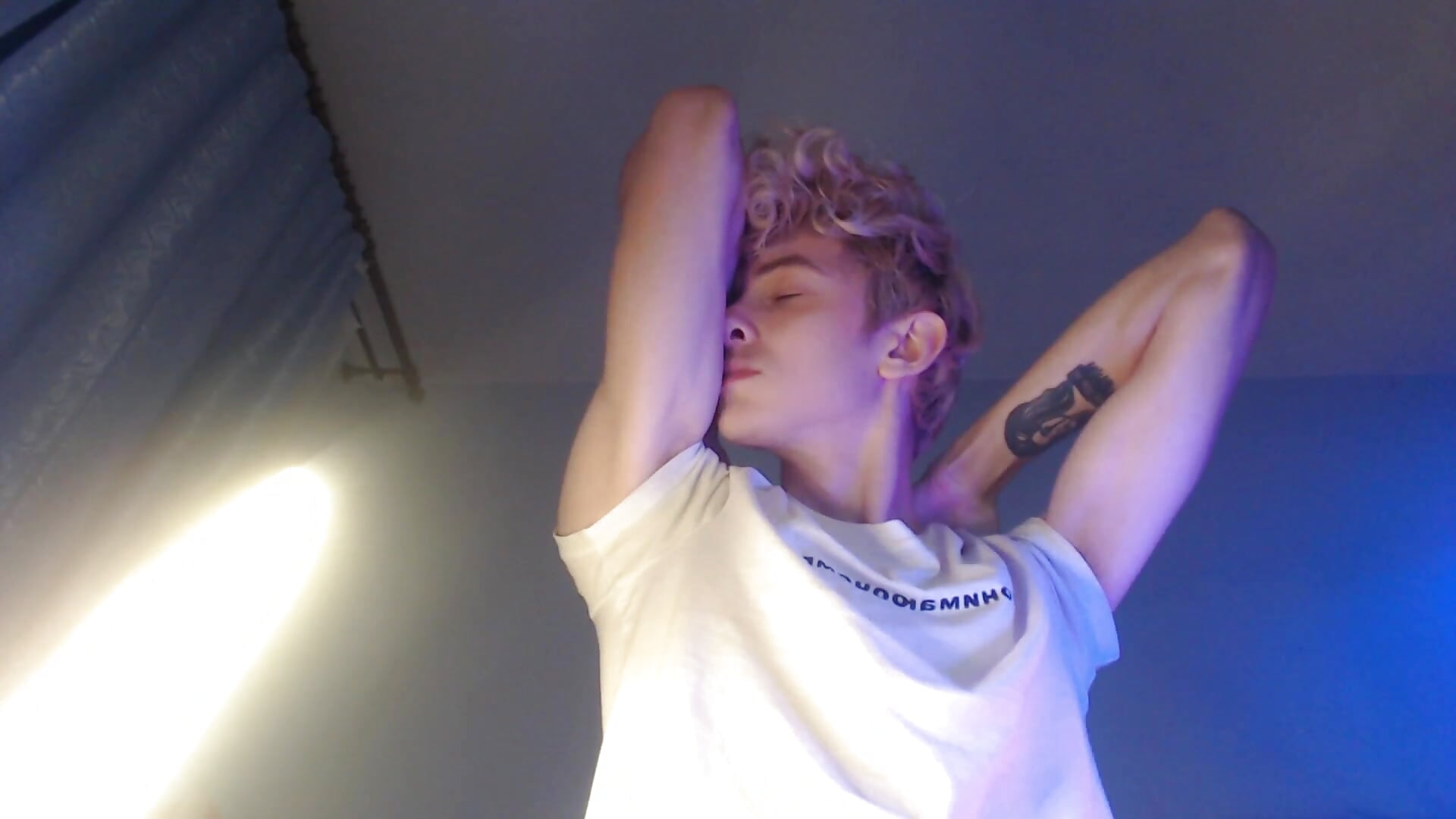 Cosmostream - video av pjatteryd cam-modell