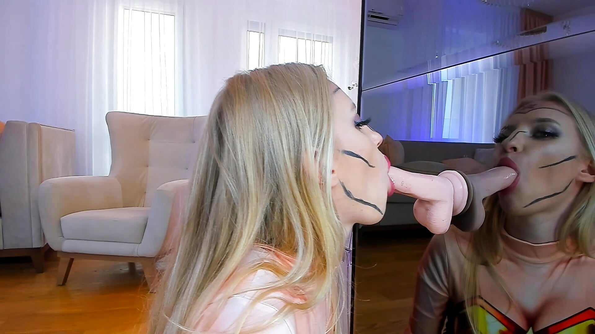 Jane Klein Wonder cock worship side view - βίντεο μοντέλου Jane_Klein