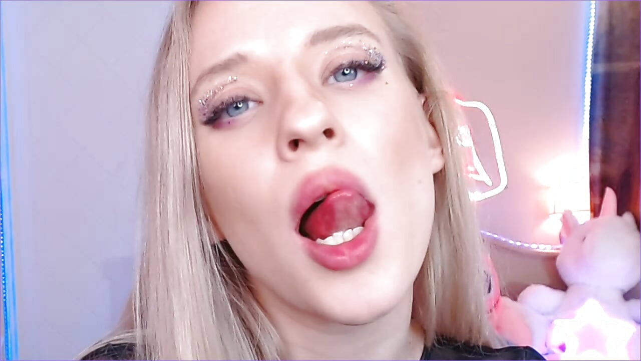 Tongue that makes wonders - βίντεο μοντέλου Jane_Klein