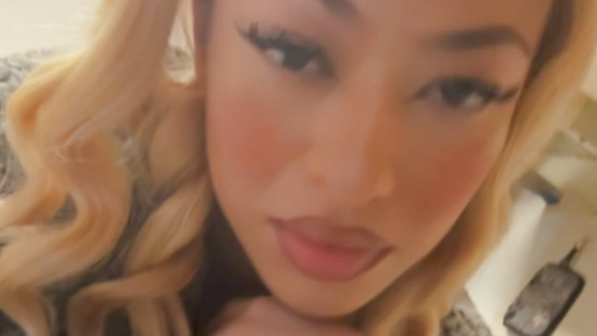 23CCCA5B-47A4-4DA9-A252-0A4BB0DD478A - video by ShortiezWildin cam model