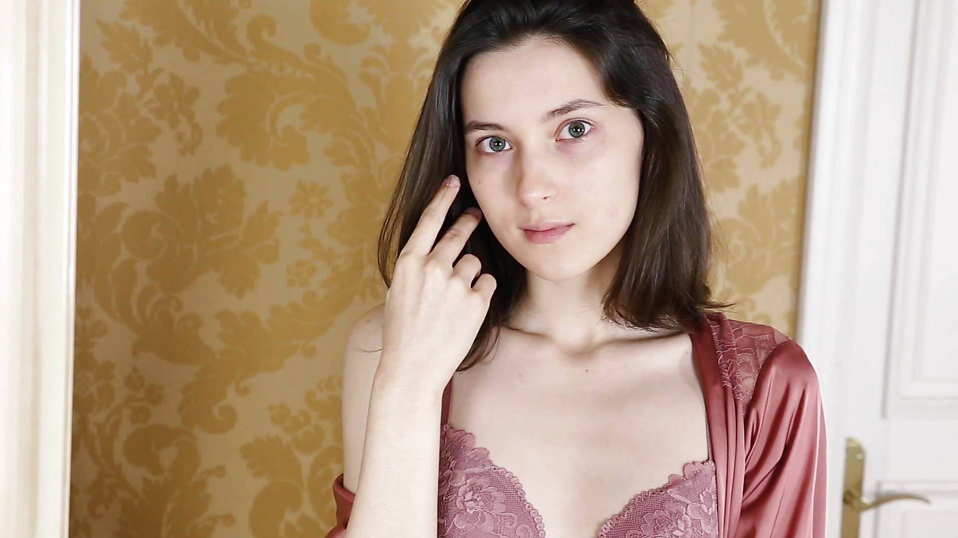 a little me - video by BeckyMartens cam model