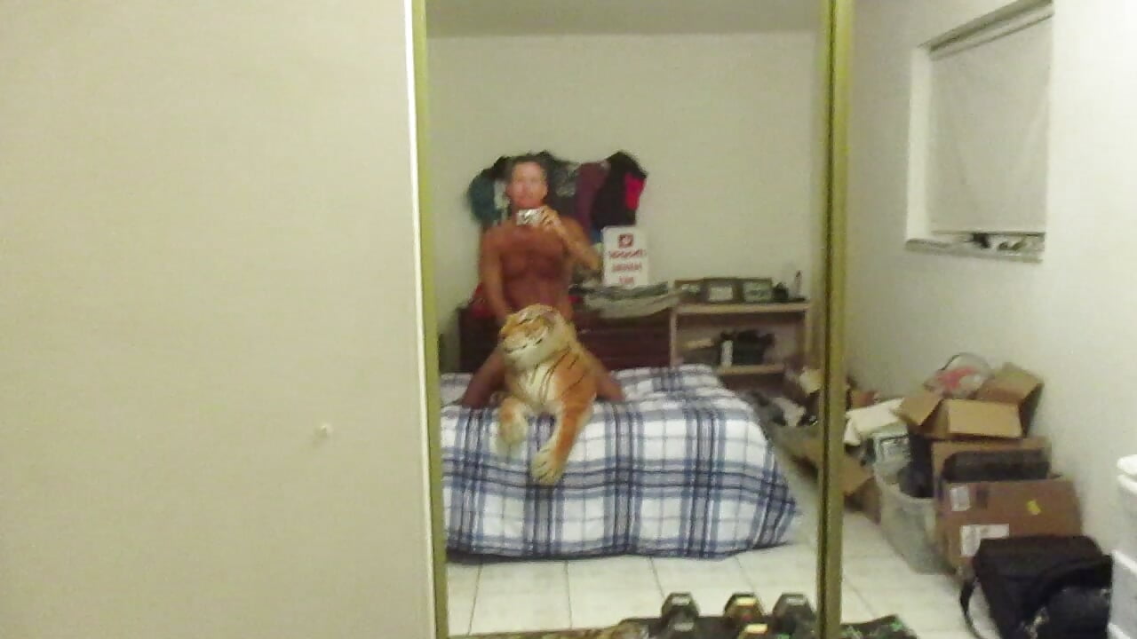 MVI_0572– nakeedcowboi65 kameramodell videója