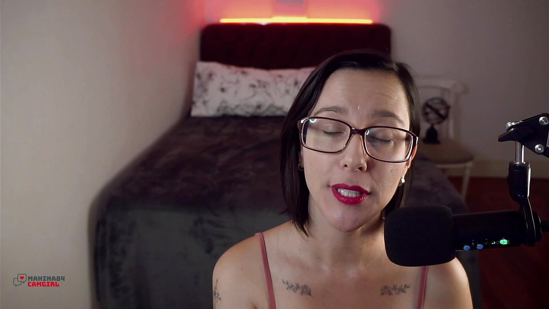 2021-06-08 09-14-32 - vídeo de mahina84 modelo de câmara