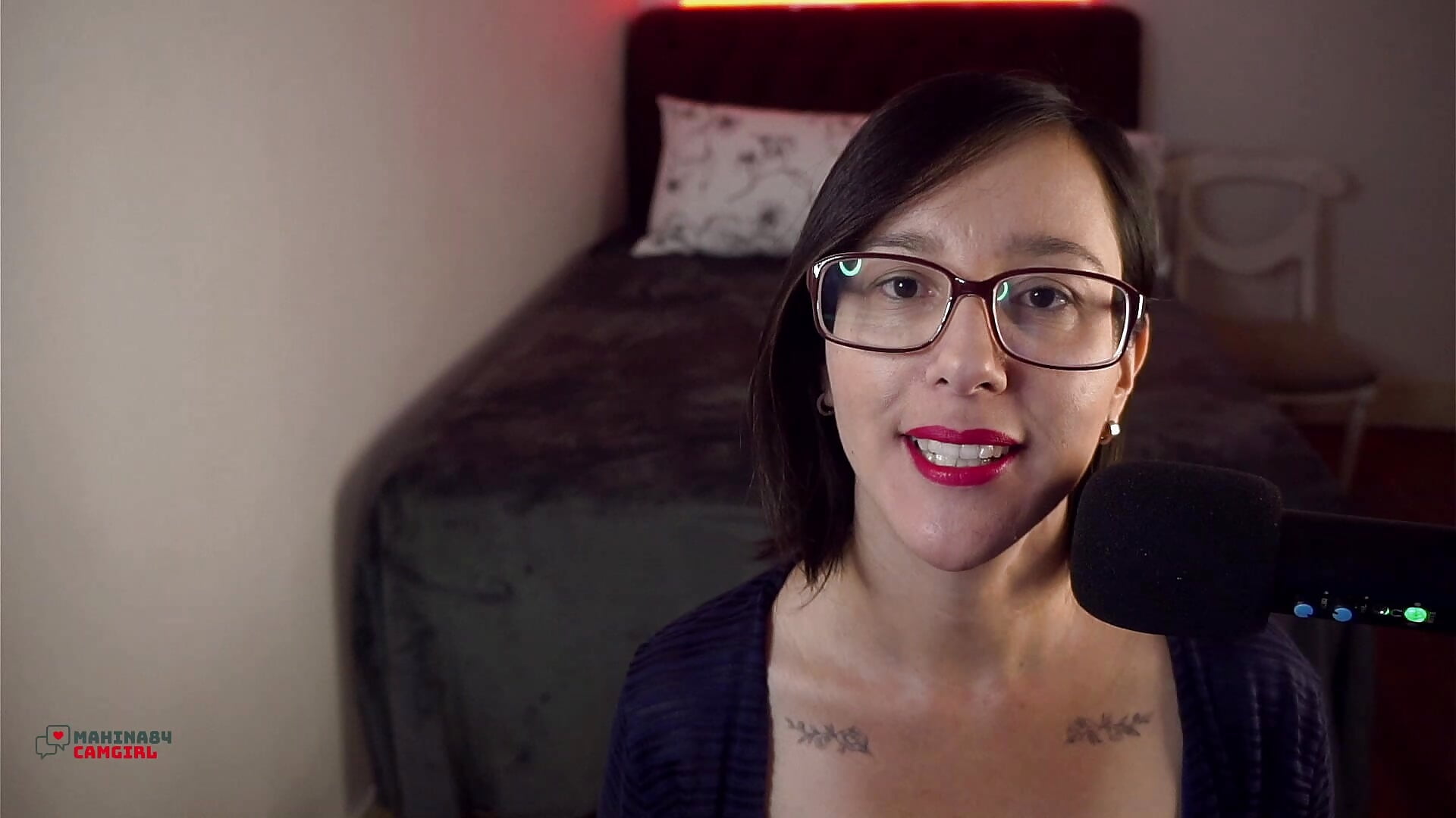 Hello everyone! - vídeo de mahina84 modelo de câmara