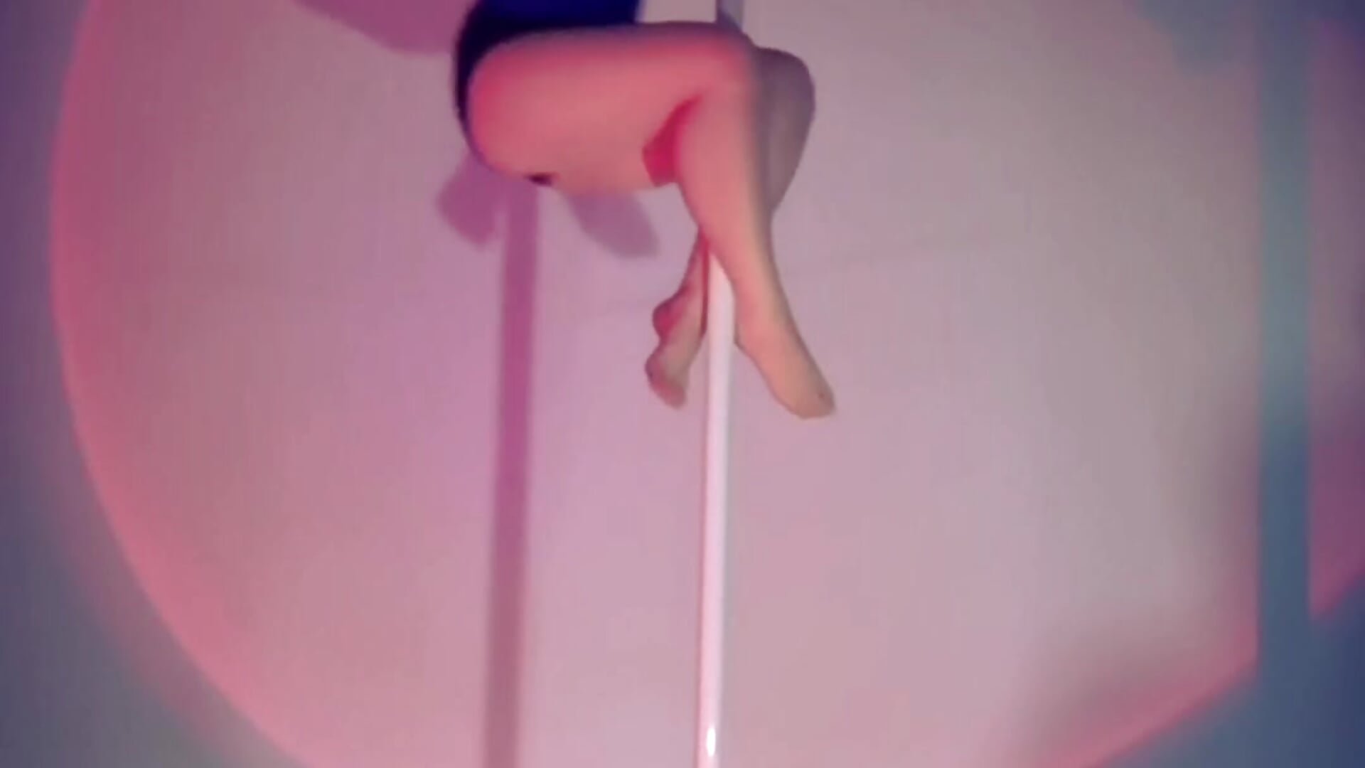 The first training session in a new room at a new pole - video by AngelaWhiti cam model