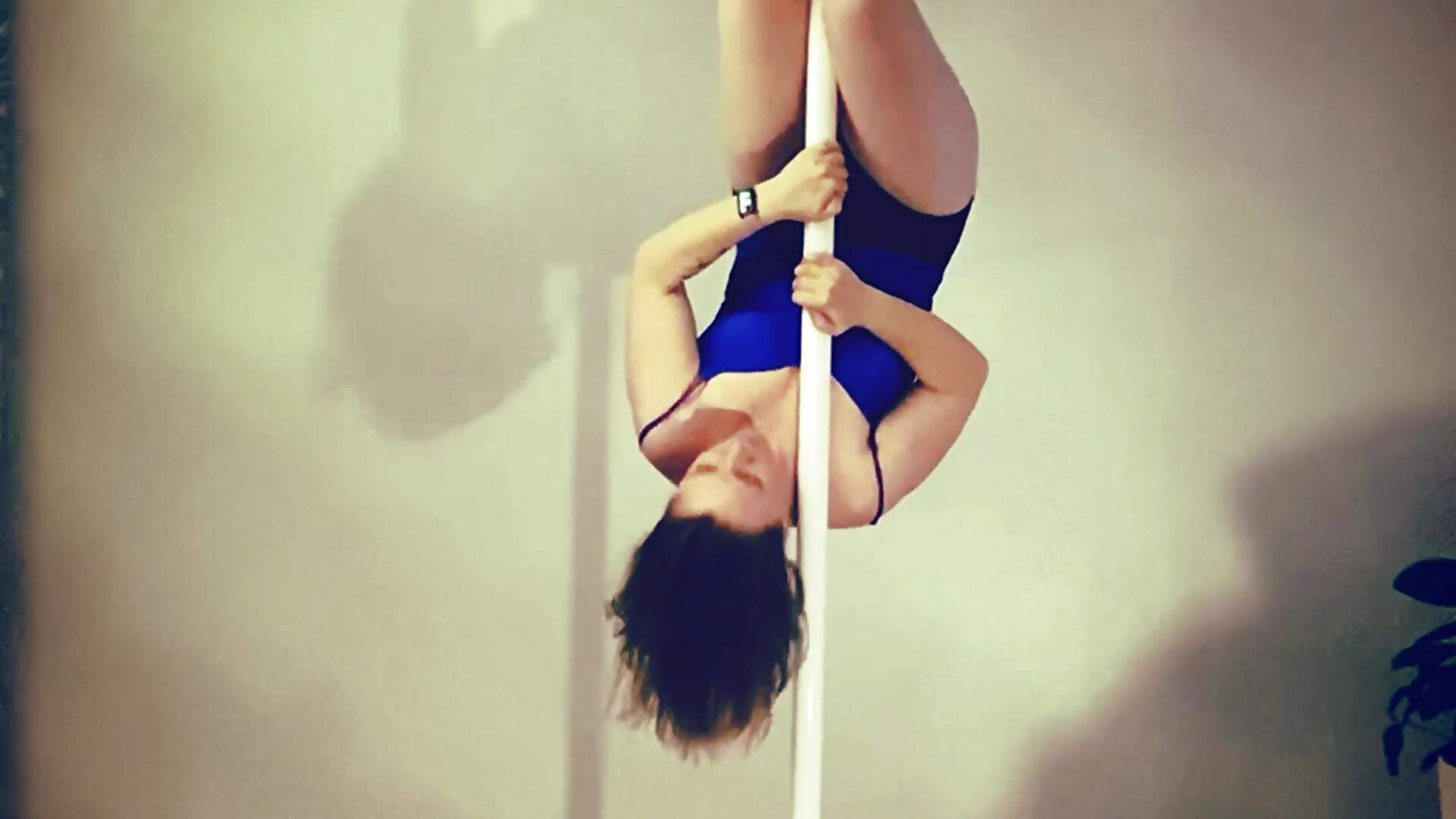 Workout 🏋️ - video by AngelaWhiti cam model