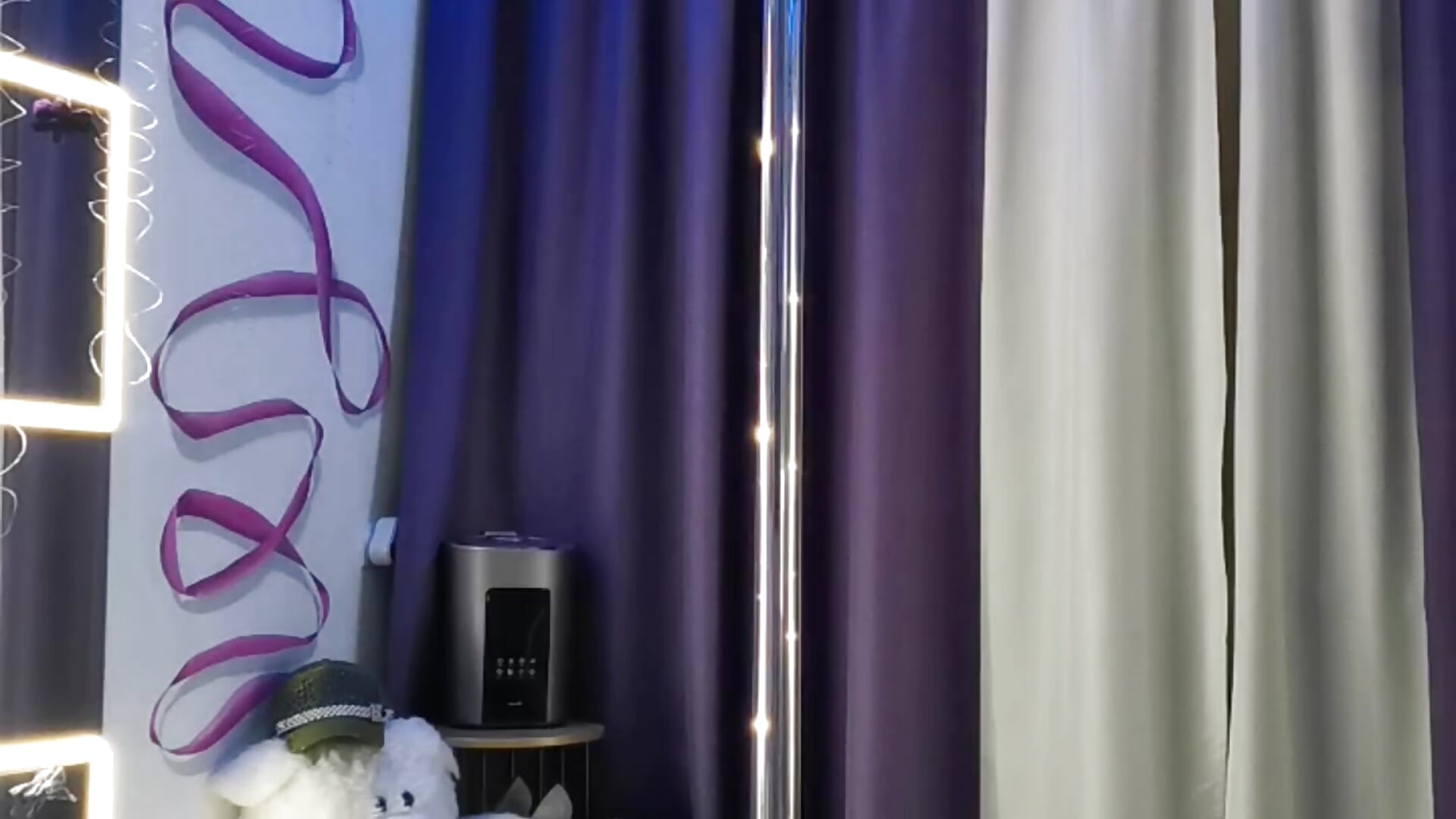 I resumed training - video by AngelaWhiti cam model