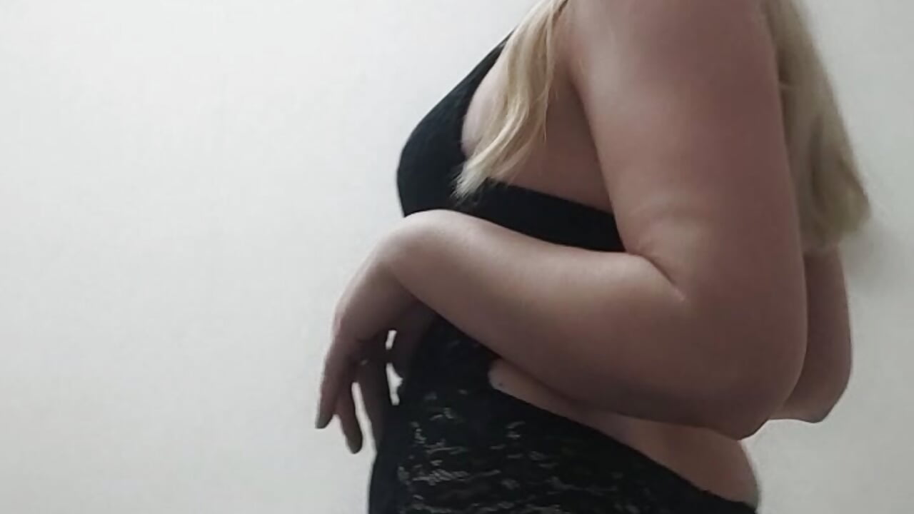 VID_20230611_205516 - video by WildCatling cam model