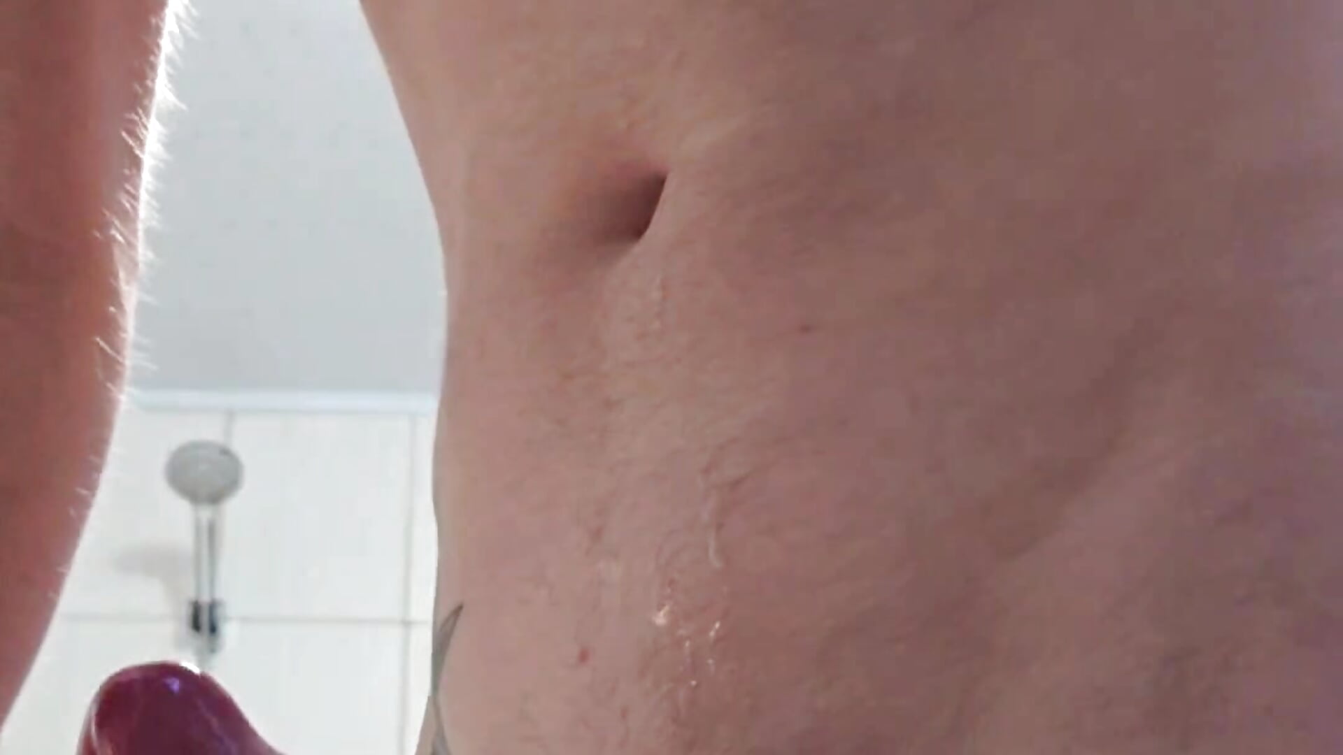 Shower cum 🚿💦 - video oleh model kamera Vuitton