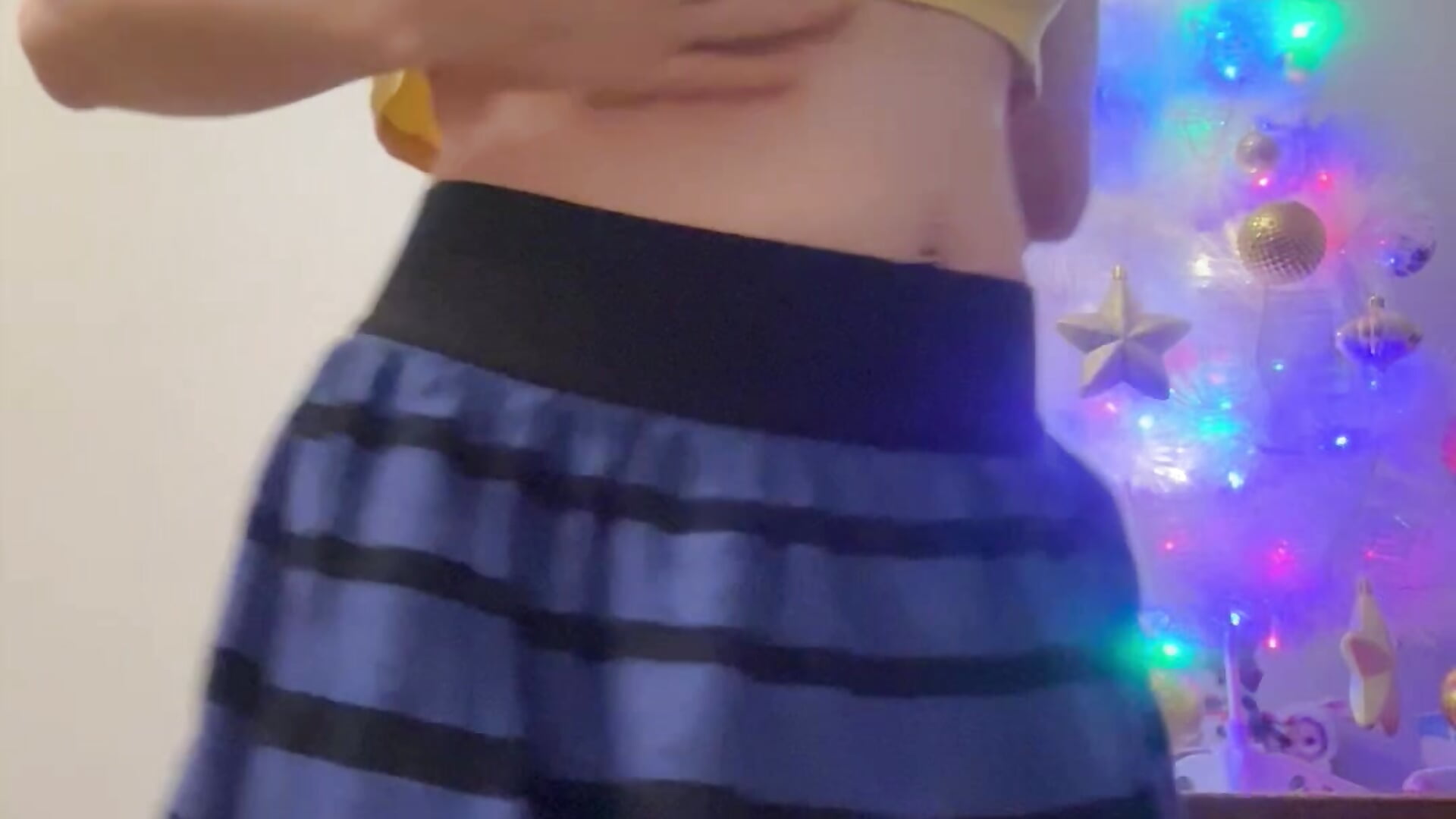 🎄 Christmas ☺️ hot 🔥 erotic ❤️ dance 💃 - vídeo de la modelo de cam Suzanele