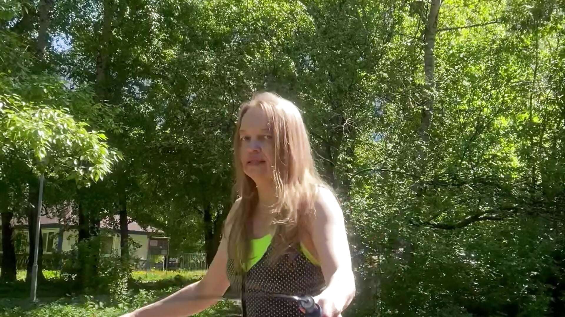 💚🐸💚 - vídeo de la modelo de cam Suzanele