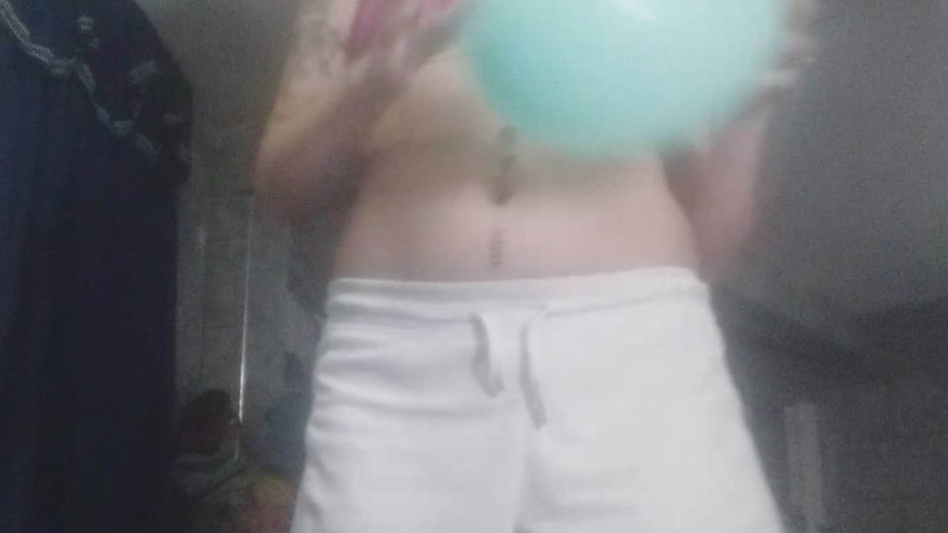 Fetish com balões - Video von Venusluxodomme Cam-Model