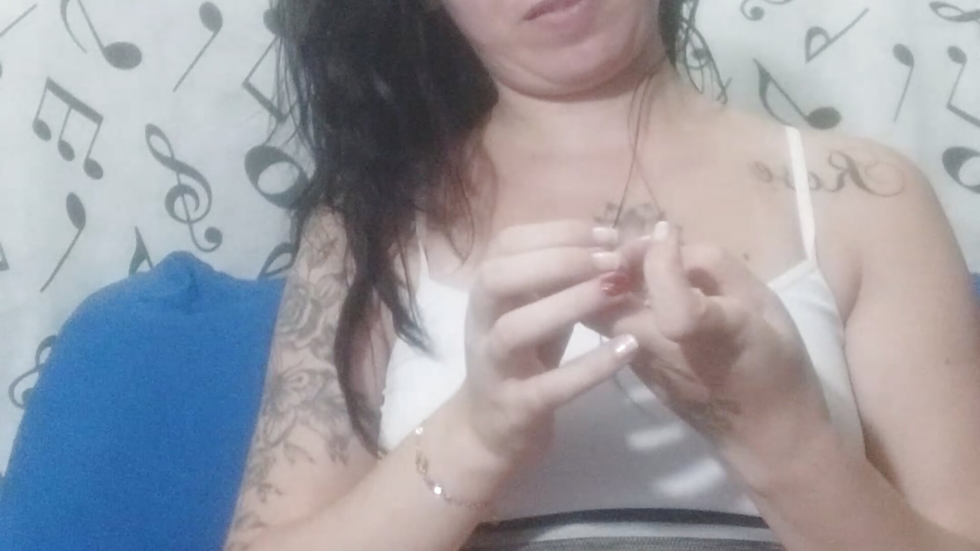 Streptease,naked,sensualizando,e bem molhada bucetinha - Video von Venusluxodomme Cam-Model