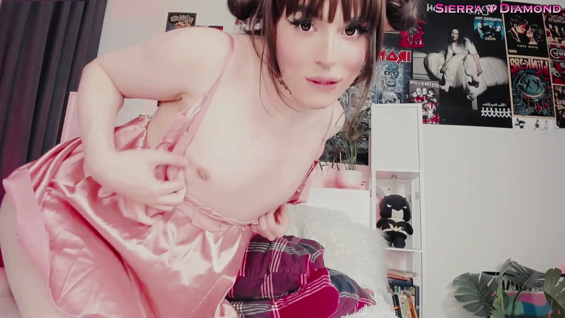 tender dress=anal fuck,cumming:) - video by sierra_diamond cam model