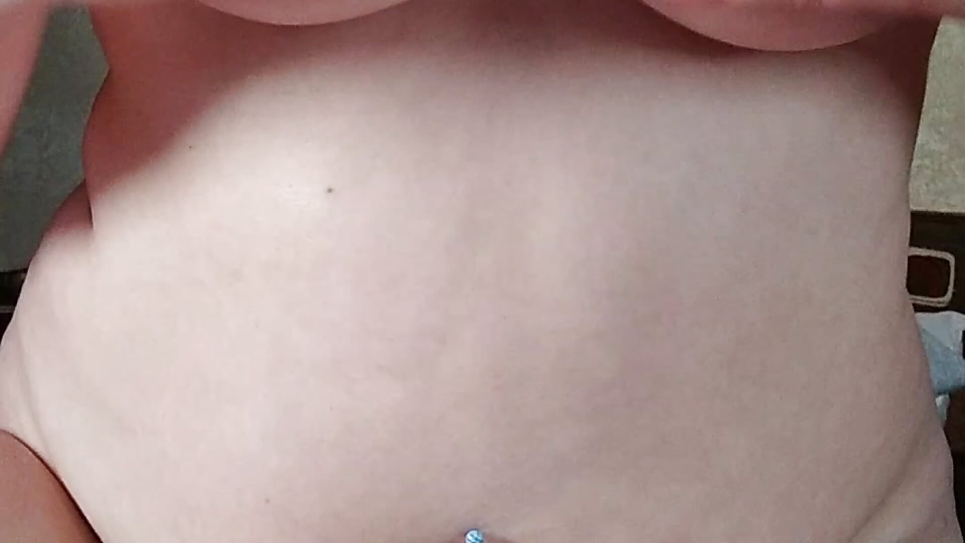 Oiled up big titty play!! - video by PussiesnCream_ cam model