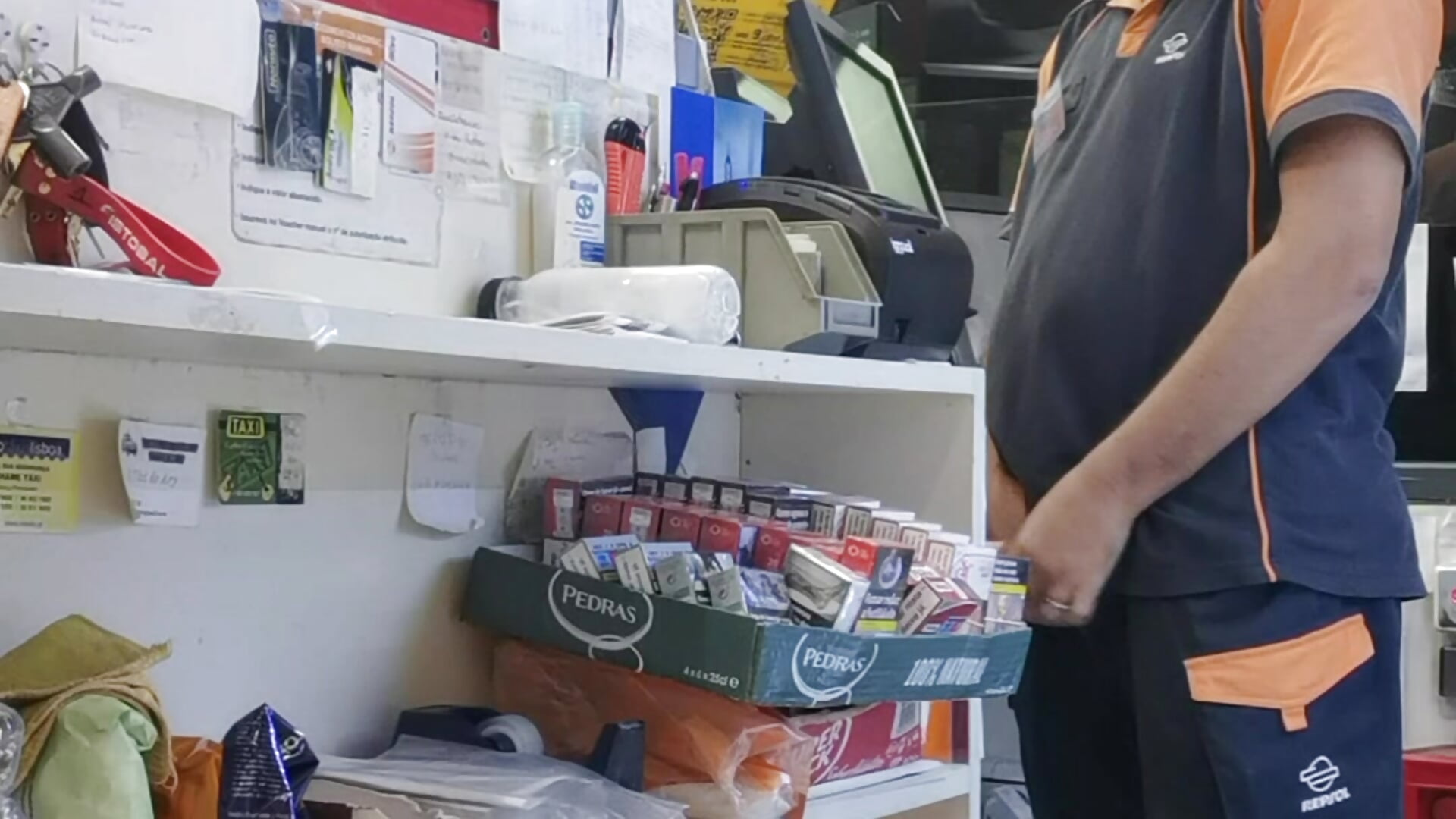 Cum in store very risk - video by Blog100vergonhas cam model