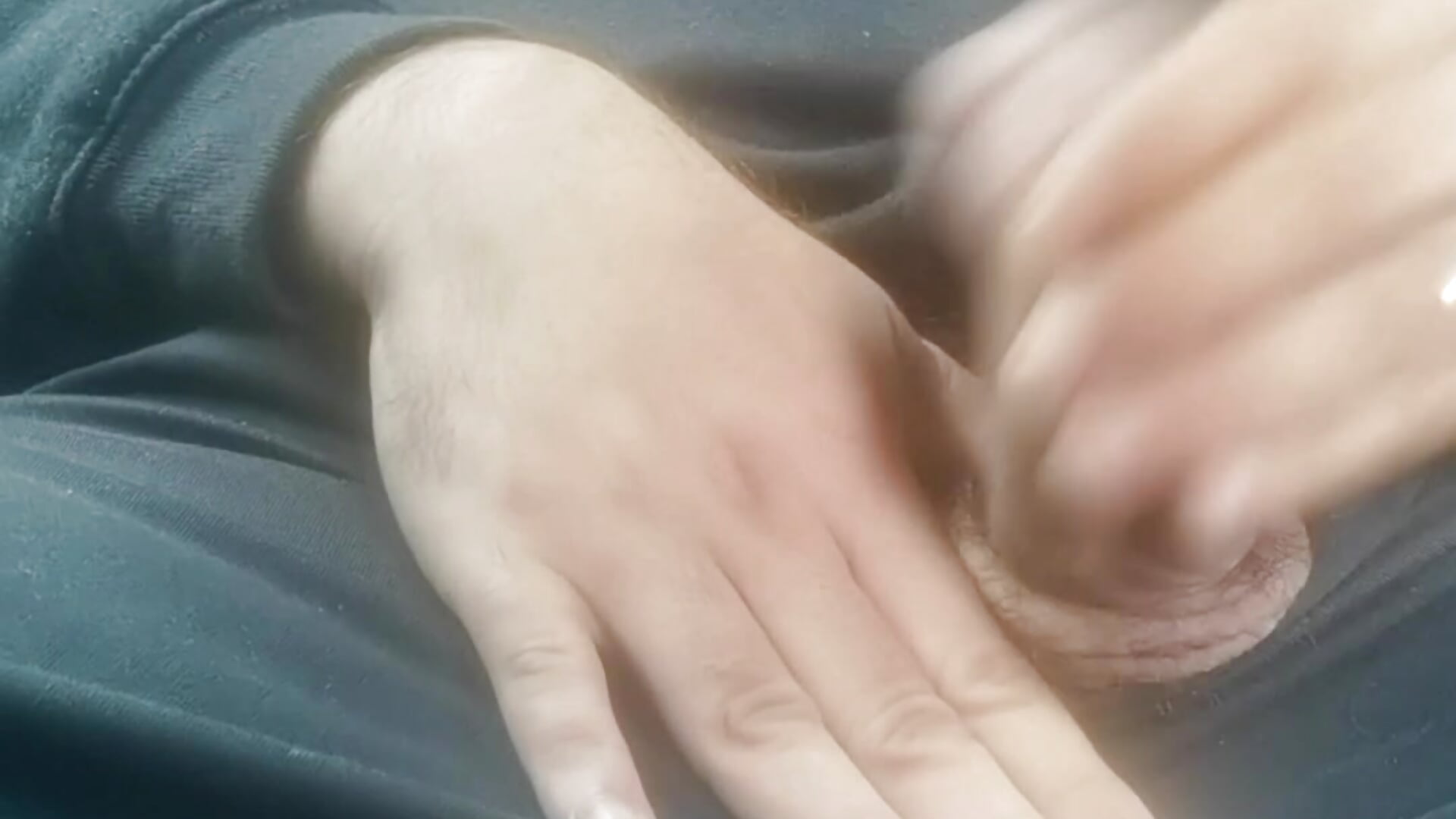 Cumshot in my car - video by Blog100vergonhas cam model