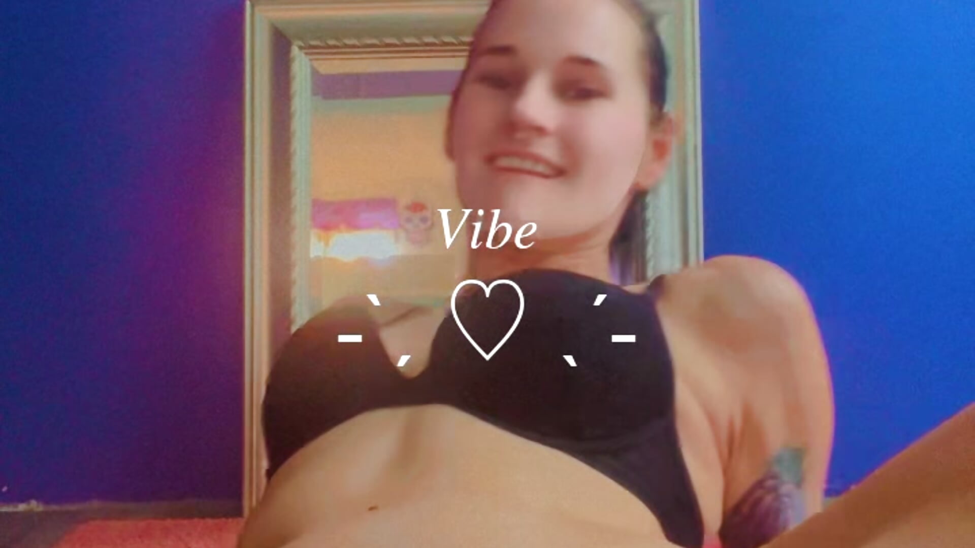 Self play with my pussy - vídeo de la modelo de cam lolabunny9