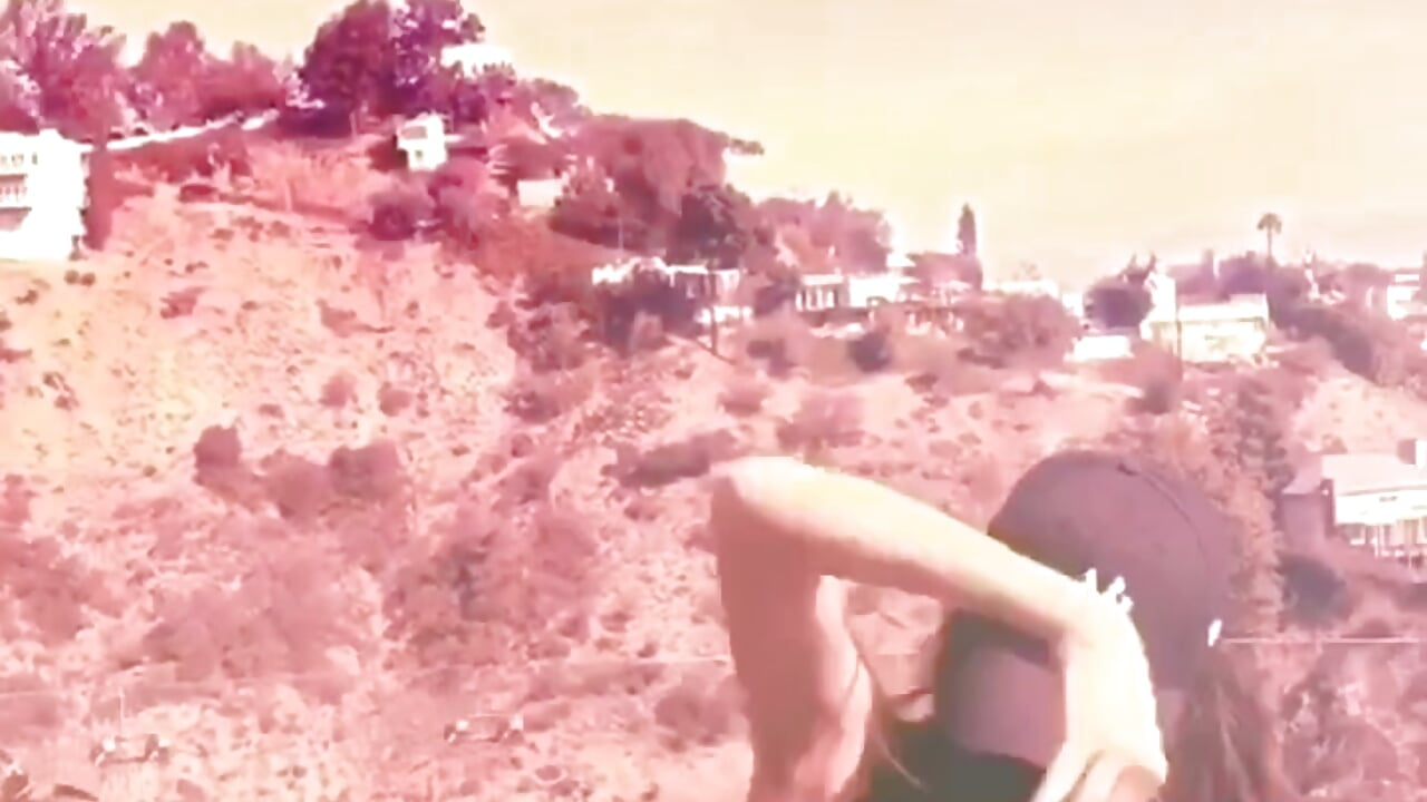 Doin me - video by CrazyKittenMeow cam model