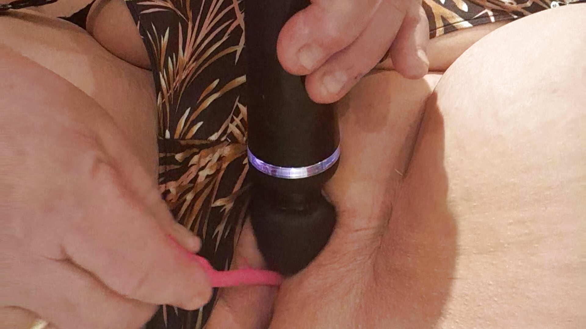 He made me so wet with those toys today - video by Uk-Joolz cam model