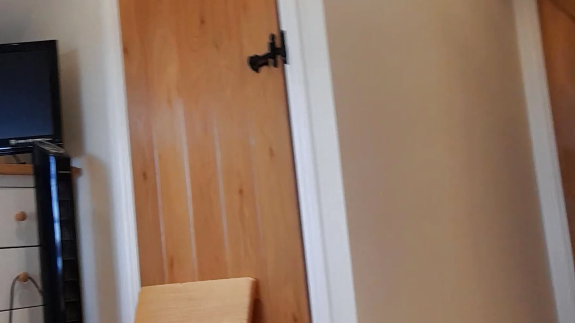 Ripping those tights! - video by Uk-Joolz cam model