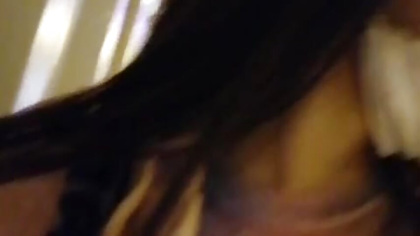 fingers pussy in public(show private) - video by DAELAA cam model