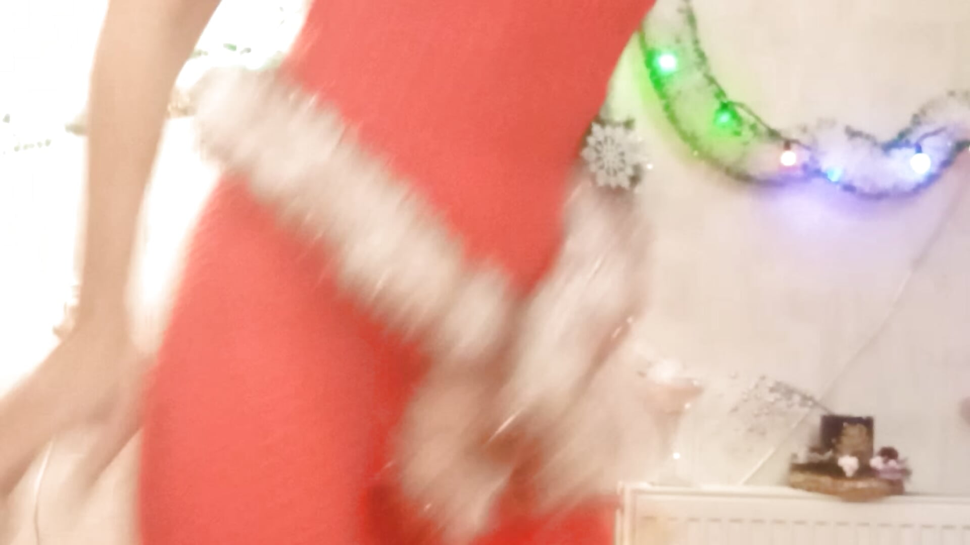 0-02-05-6dadd048f9c53b8f590ec149a59de5f98d93ea4aeeeb57684762d756f61f7efd_a9b582f2 - video của người mẫu cam DreamMarianna