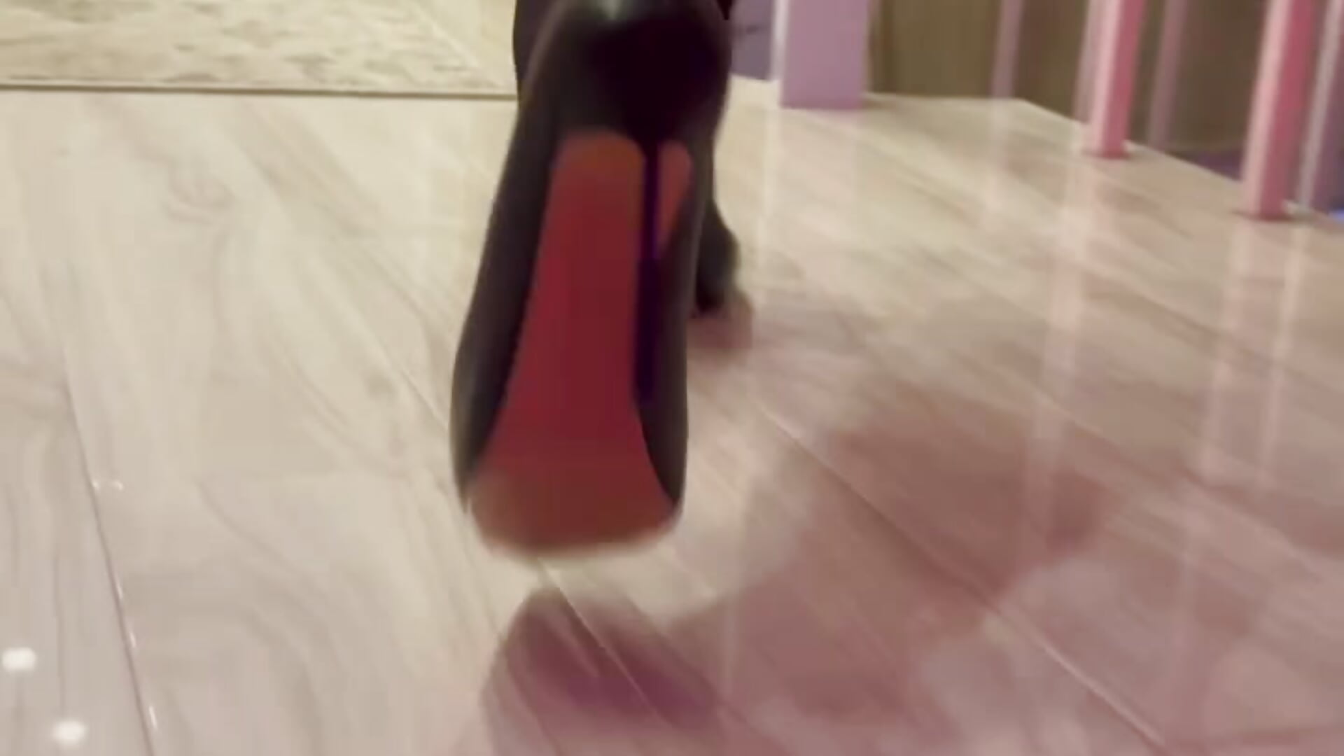 Hot stuff😋 - video di Melissa_Fane modella di cam