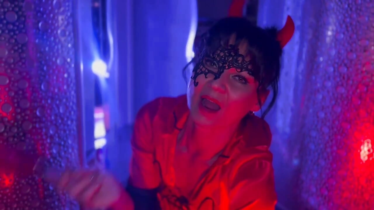 Happy Halloween😈 - video di Melissa_Fane modella di cam