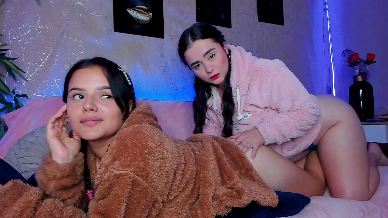 Alisson and Lily - video by Shyfantasies cam model