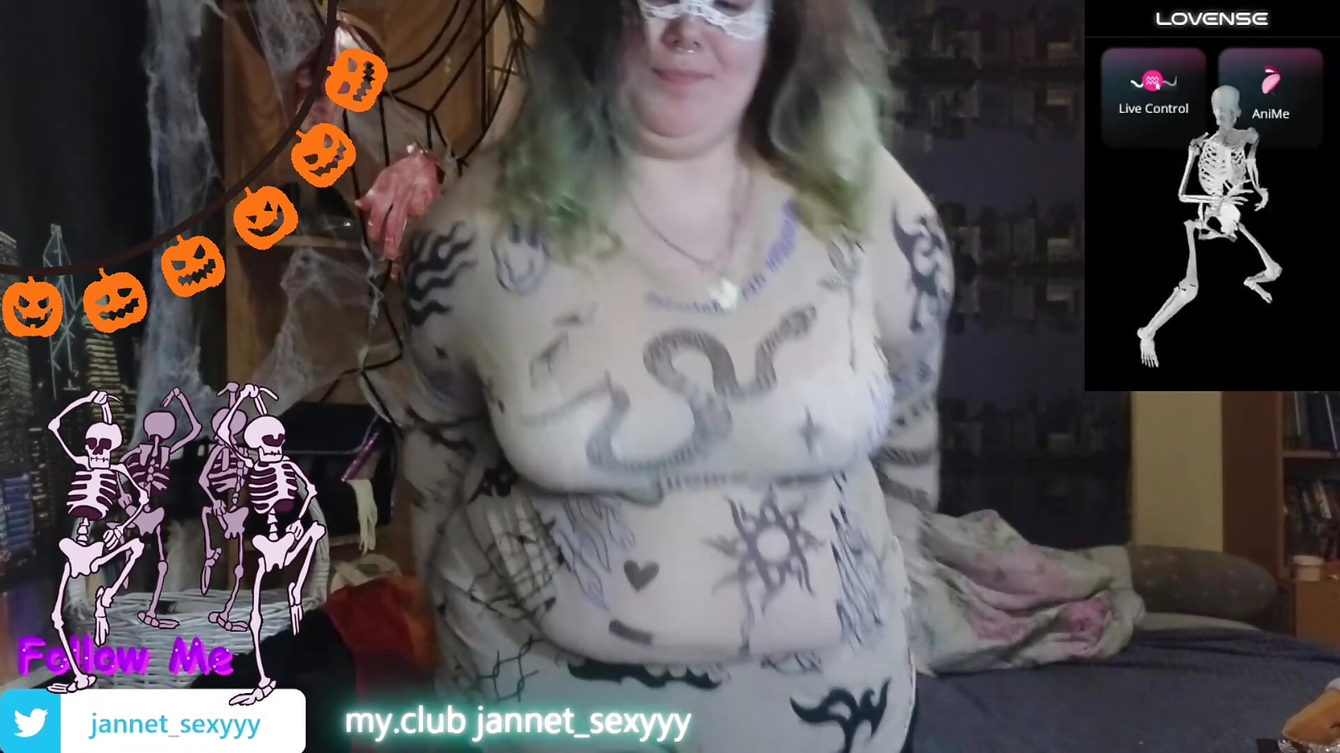 Trick or Tease? — filmik JannetPie, modela(-lki) na kamerkach
