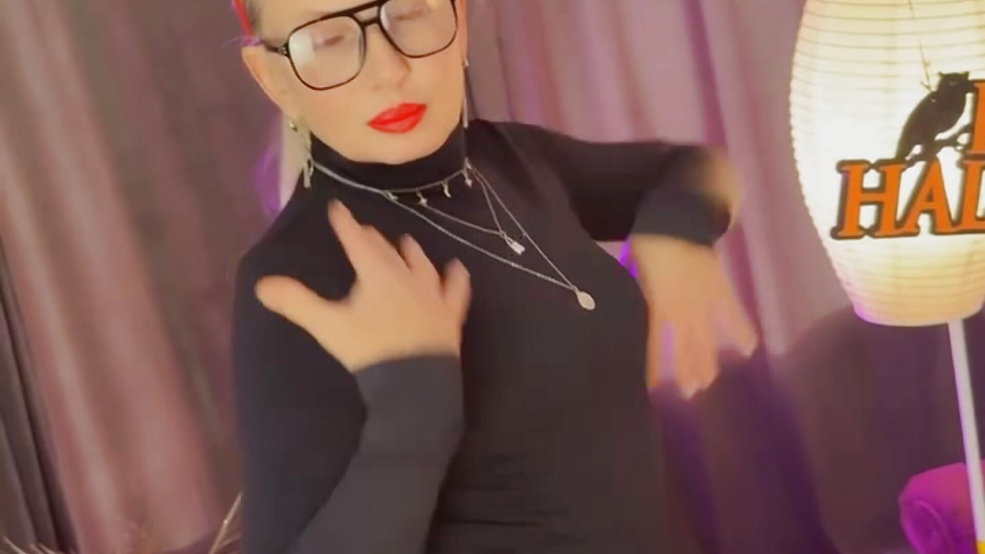 Hallowen🎃🎃🎃❤️❤️❤️ – NicoletteRose_ videója