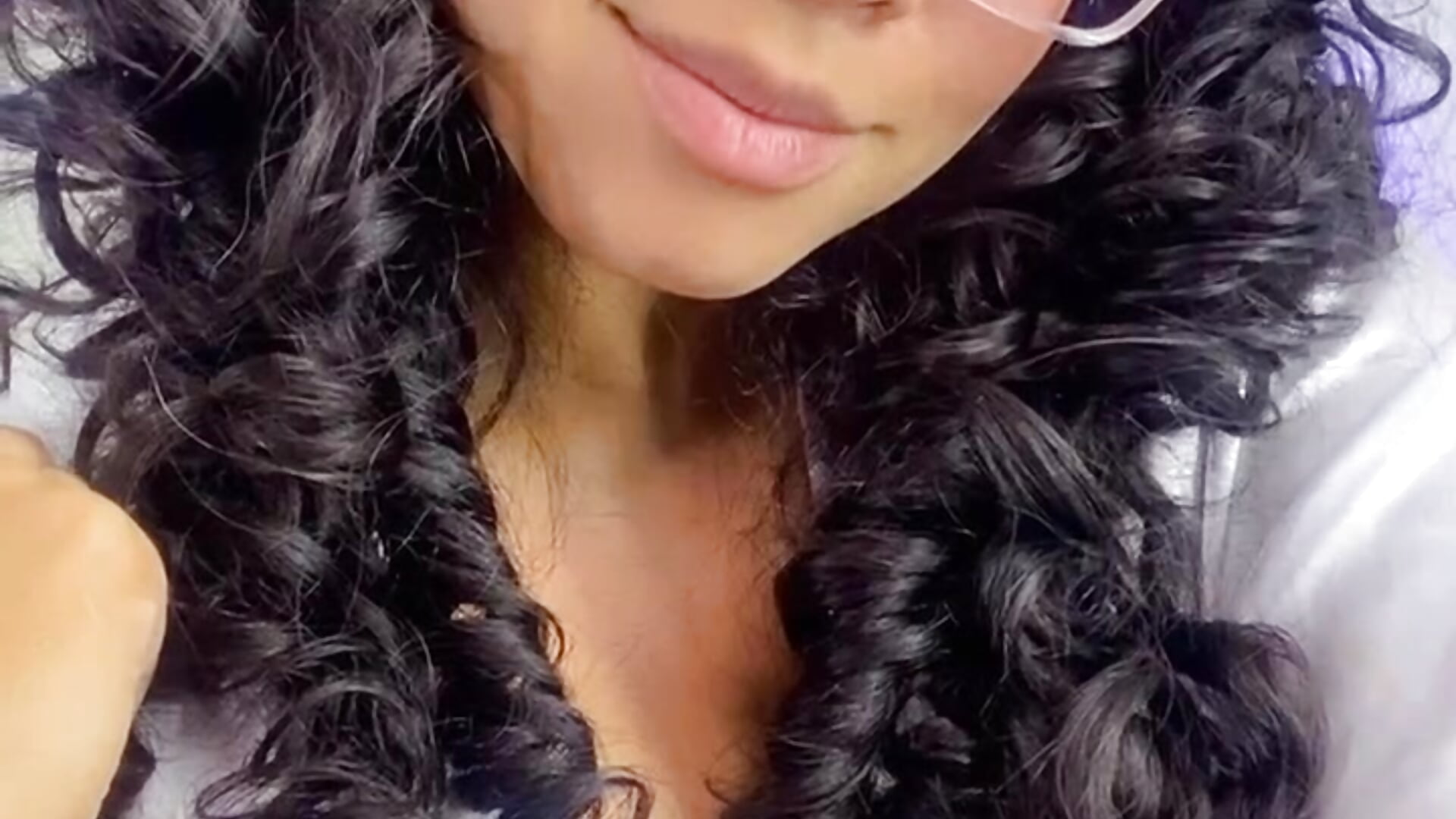 Hello everyone, I hope you have a great weekend! - video by carolgaita cam model