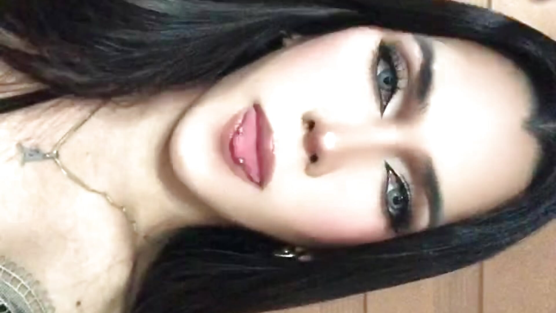 ee3851e5b93b4a76bbf7ecfc322001d5 - XxIvory_CatxX主播的视频