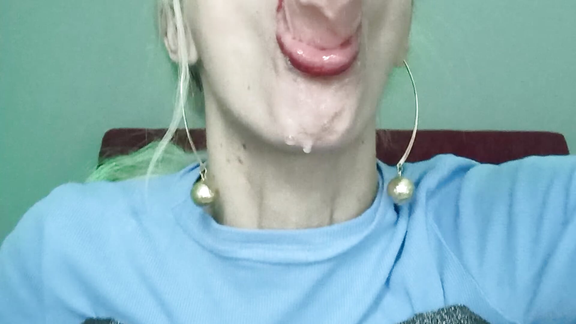 I'm so hungry and I need to drink some milk from you. Make me messy and dirty - video by WhiteQueen888 cam model