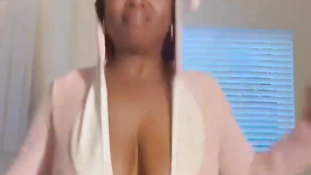 Easter celebration - video by NaomiLust90 cam model