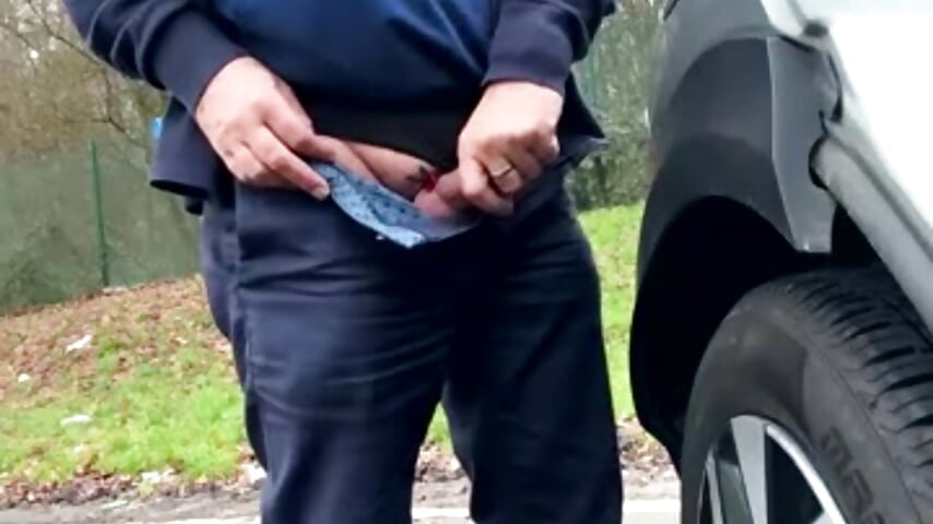 Public Show - parking strap & cum - فيديو من creampie_couple10 موديل الكام