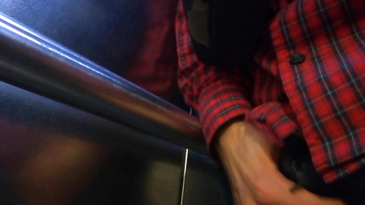 Fahrstuhl – video af Eykii