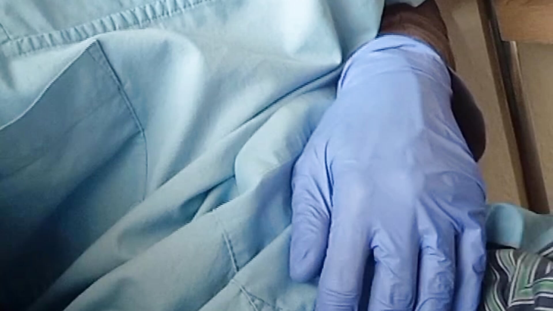 Krankenhaus Masturbation – video af Eykii