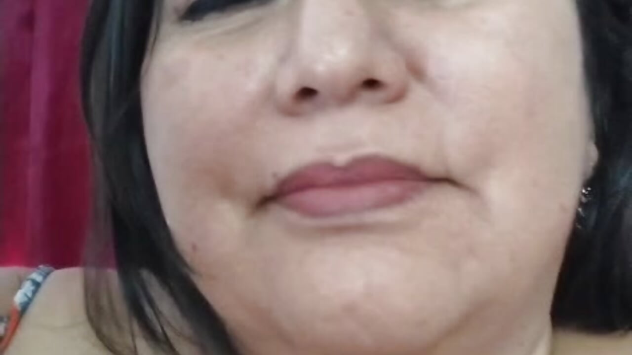 WhatsApp Video - відео від вебкаммоделі Brenda_Berck_